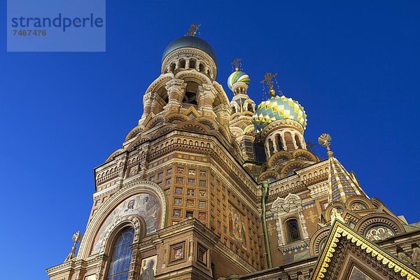 hoch  oben  beleuchtet  Europa  sehen  verschütten  Kirche  UNESCO-Welterbe  Abenddämmerung  Russland
