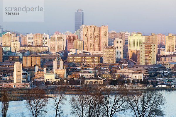 Skyline Skylines über Großstadt Demokratie Ansicht Erhöhte Ansicht Aufsicht heben Korea Asien Nordkorea