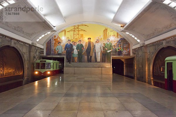 Demokratie  Netzwerk  1  Korea  U-Bahn  Größe  100  Asien  tief  Meter  Nordkorea