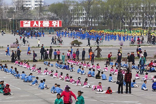 Außenaufnahme  Ehrfurcht  Spiel  Demokratie  Korea  Asien  Nordkorea  üben