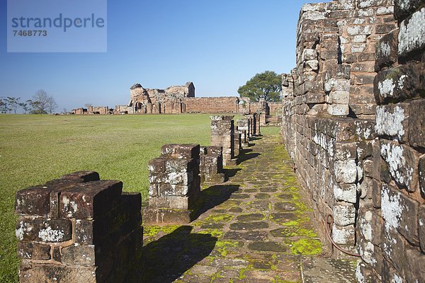Ruine Aufgabe UNESCO-Welterbe Trinidad und Tobago Parana Paraguay Südamerika