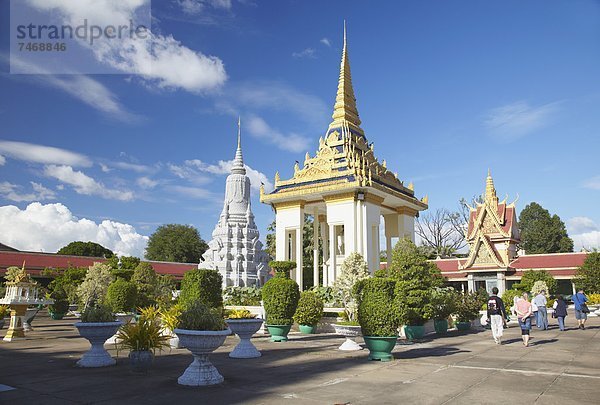 Phnom Penh  Hauptstadt  Tourist  Boden  Fußboden  Fußböden  Monarchie  Palast  Schloß  Schlösser  Silber  Südostasien  Vietnam  Asien  Kambodscha  Pagode