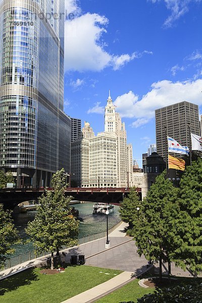 Vereinigte Staaten von Amerika  USA  gehen  Gebäude  Fluss  Nordamerika  Chicago  Illinois