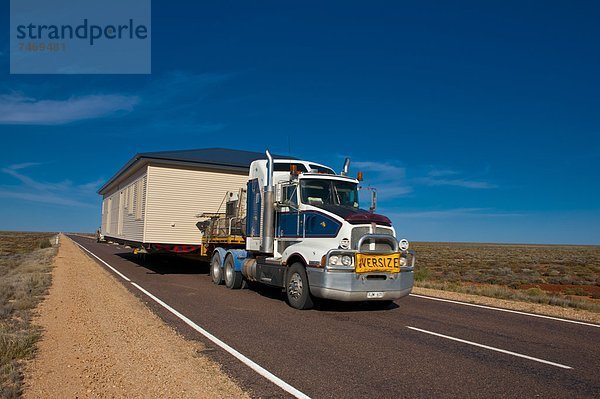Wohnhaus Transport Lastkraftwagen Pazifischer Ozean Pazifik Stiller Ozean Großer Ozean voll South Australia