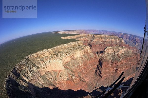 Vereinigte Staaten von Amerika  USA  Fotografie  Ehrfurcht  Nordamerika  Arizona  Hubschrauber  Grand Canyon Nationalpark  UNESCO-Welterbe  Fernsehantenne  Schlucht