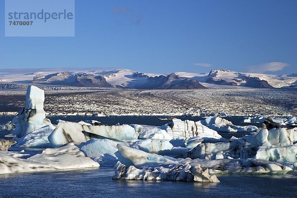 hinter  See  Eisberg  Vatnajökull  übergroß  Eis  Jökulsárlón  Island  Schnee