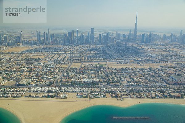 Skyline  Skylines  Vereinigte Arabische Emirate  VAE  Strand  Großstadt  Ansicht  Naher Osten  Wasserflugzeug  Dubai