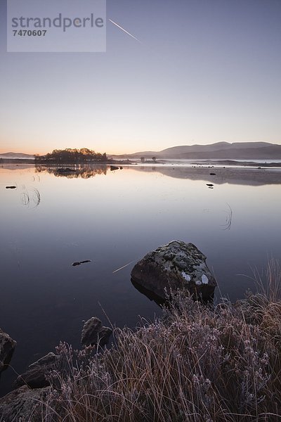 Europa  Neugier  Morgen  Großbritannien  Wissenschaft  Kälte  See  Highlands  Moor  Schottland