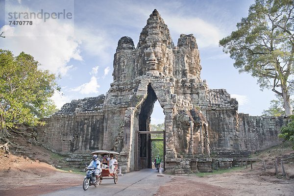 North Gate  Angkor Thom  Angkor  UNESCO-Weltkulturerbe  Siem ernten  Kambodscha  Indochina  Südostasien  Asien