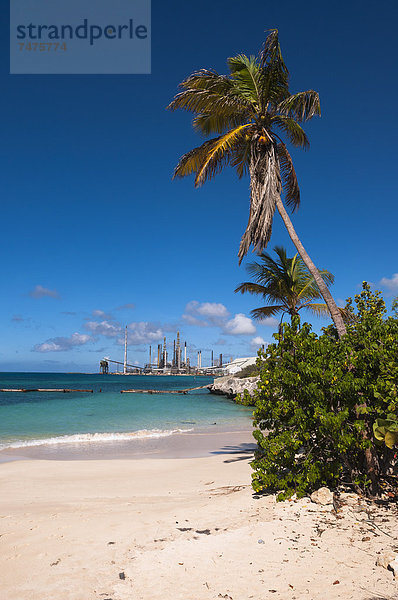 entfernt  Strand  Karibik  Aruba  Kleine Antillen  Öl  Raffinerie