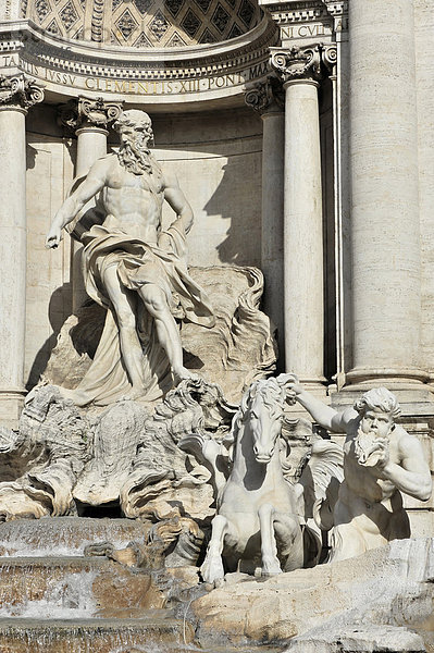 Rom Hauptstadt Europa Ozean Statue Form Formen Transport Fontana di Trevi Italien