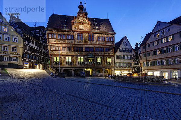 Marktplatz mit Tübinger Rathaus  Tübingen  Schwäbische Alb  Baden-Württemberg  Deutschland  Europa  ÍffentlicherGrund