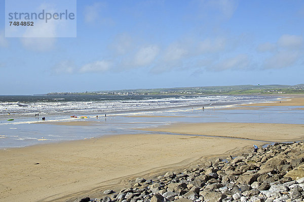 Strand  Lahinch  County Clare  Irland  Europa