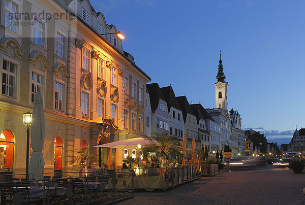 Österreich  Oberösterreich  Steyr  Blick auf den Stadtplatz