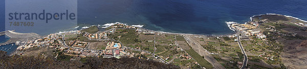 Spanien  Blick auf La Gomera und die Kanarischen Inseln