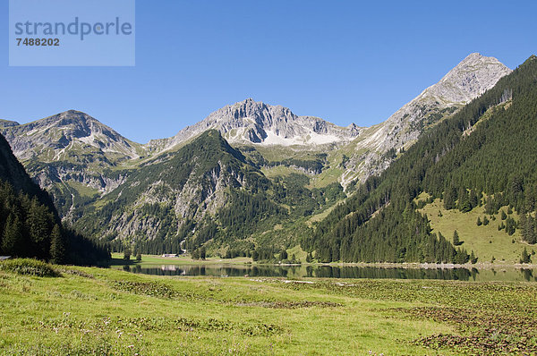 Österreich  Blick auf den Vilsalpsee