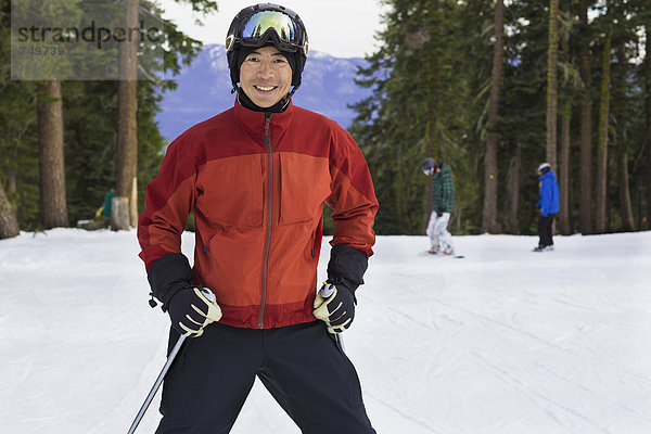 Mann  chinesisch  Ski  Kleidung  Fahrgestell  Schnee
