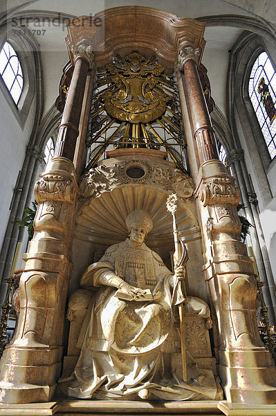 Der Willibaldschor  Westchor  im Eichstätter Dom  Eichstätt  Bayern  Deutschland  Europa