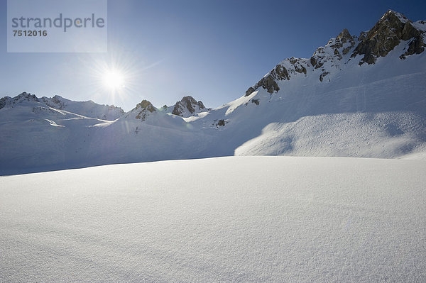 Verschneite Berglandschaft  Tignes  Val d'Isere  Savoyen  Alpen  Frankreich  Europa
