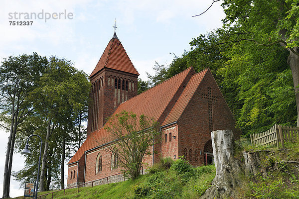 Stadt Meer Urlaub Baltikum Dorfkirche