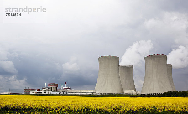 Europa Tschechische Republik Tschechien Atomkraftwerk Böhmen