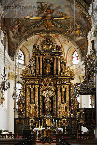 Hochaltar in ehemaliger Stiftskirche Gleink  Steyr  Traunviertel  Oberösterreich  Österreich  Europa