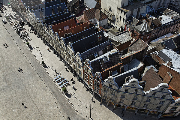 Frankreich Europa Halle Stadt Quadrat Quadrate quadratisch quadratisches quadratischer Ansicht Platz