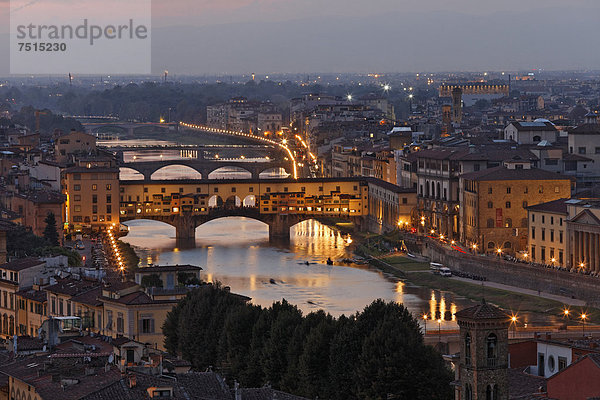 Europa Stadt Brücke Ignoranz Fluss Arno Florenz Italien alt Toskana