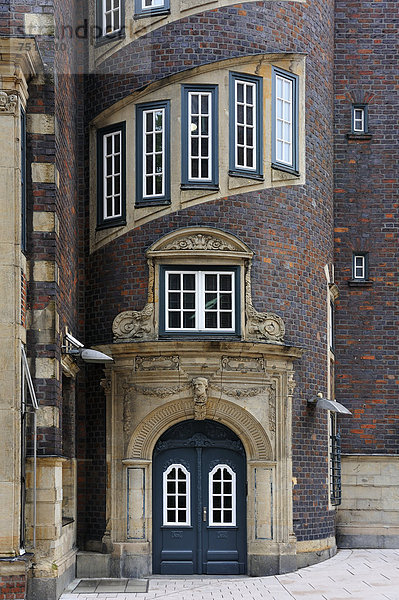 Portrait Europa Eingang Tür über Treppenhaus Hilfe Seitenansicht Hamburg - Deutschland Deutschland