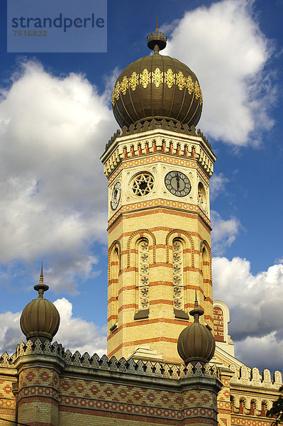 Synagoge mit maurischem Einfluss  Budapest  Ungarn  Europa