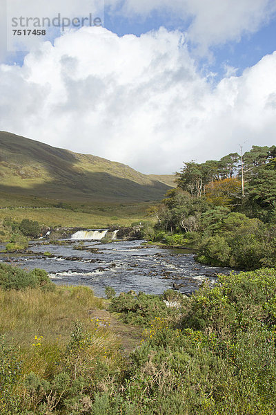 'Aasleagh-Wasserfall  Leenane  bekannt durch den Film ''The Field''  County Galway  Irland  Europa'