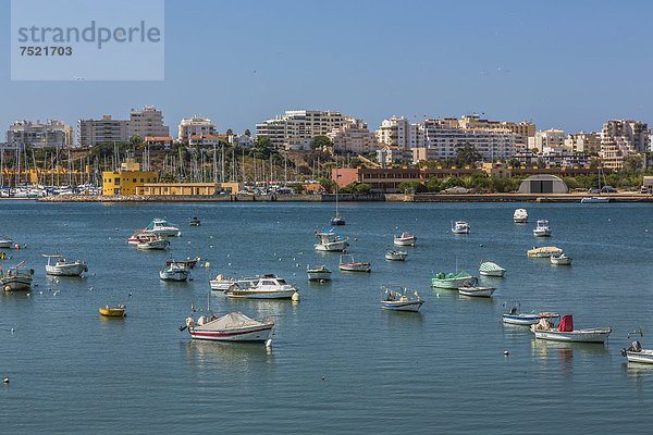 Fischereihafen Fischerhafen Europa Ansicht Algarve Ferragudo Portimao Portugal