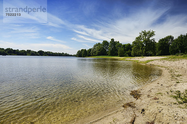 Wegen Blaualgen gesperrter Eichbaumsee in Allermöhe  Vier- und Marschlande  Hamburg  Deutschland  Europa