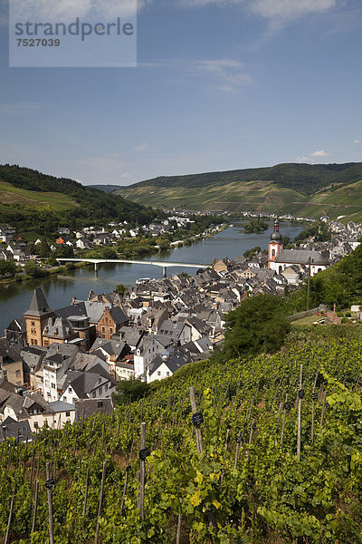 Städtisches Motiv Städtische Motive Straßenszene Straßenszene Europa Tal Deutschland Rheinland-Pfalz Zell