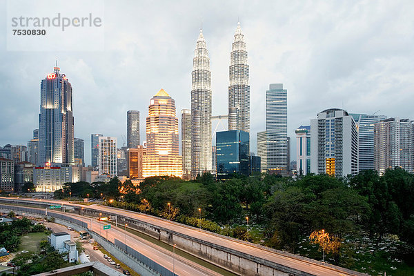 Petronas Twin Towers  Kuala Lumpur  Malaysia