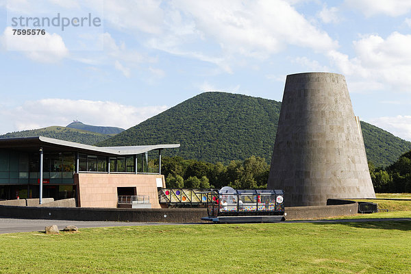 Vulcania  Volcano Theme and Leisure Park  Saint Ours  Parc Naturel RÈgional des Volcans d'Auvergne  Auvergne Vulkane Regionalen Naturpark  Puy de Dome  Auvergne  Frankreich  Europa