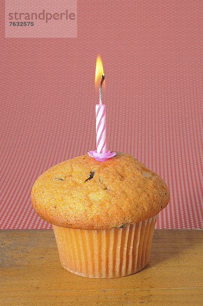 Muffin mit Geburtstagskerze