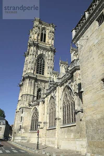 Kathedrale Saint-Cyr-et-Sainte-Juliette  Nevers  Loire-Tal  Nievre  Centre  Frankreich  Europa