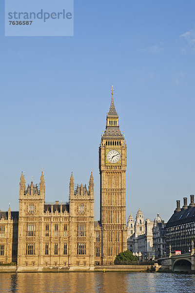 Gebäude  London  Hauptstadt  Parlamentsgebäude  groß  großes  großer  große  großen  Westminster  Big Ben  England