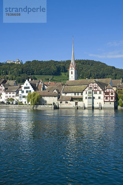 Europa  Palast  Schloß  Schlösser  Stadt  Großstadt  Fluss  Schaffhausen  Stein am Rhein  Schweiz