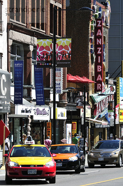 Auto  Straße  Restaurant  kaufen  Taxi  Laden  Einkaufszentrum  Kanada  Ontario  Toronto  Straßenverkehr