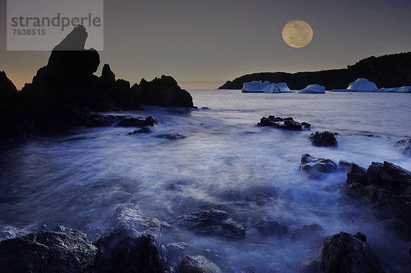 Eisberg  Felsen  Küste  fließen  Eis  Natur  Mond  Neufundland  Twillingate  Kanada