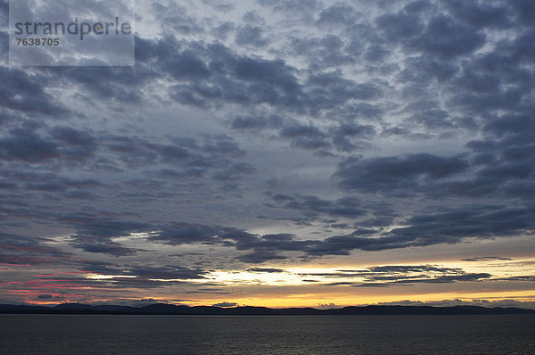 Wolke  Sonnenuntergang  Himmel  Fluss  Saint Lawrence River  Kanada  Quebec