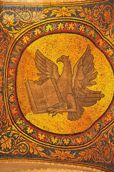 Ehrfurcht Markierung Markusplatz Bibel Adler Italien Venedig