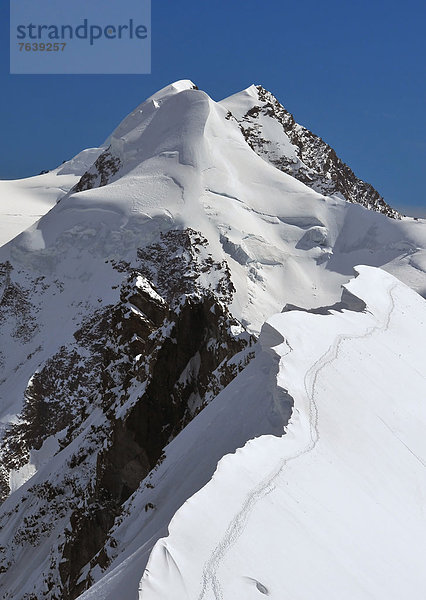 Herausforderung  Schönheit  über  Zwilling - Person  Alpen  Berggipfel  Gipfel  Spitze  Spitzen  schweizerisch  Zermatt
