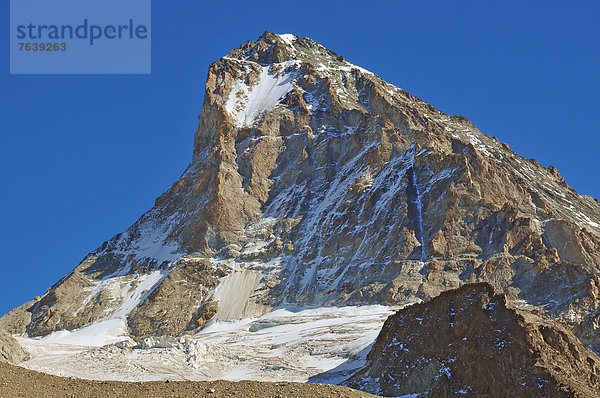 zwischen  inmitten  mitten  Wahrzeichen  Alpen  klettern  Evolene  schweizerisch  Zermatt