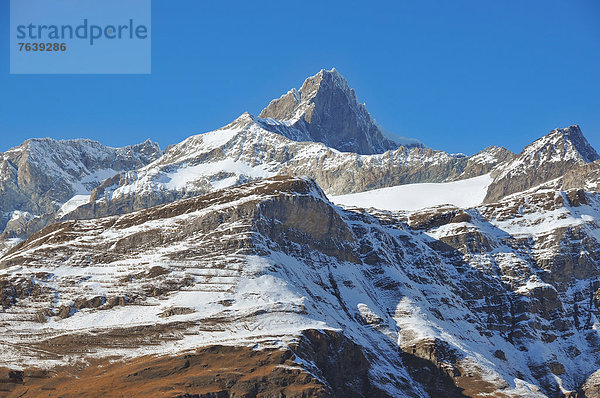 Winter  sehen  über  Alpen  Zermatt