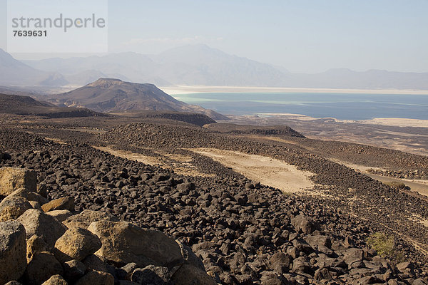 Landschaftlich schön  landschaftlich reizvoll  Berg  Landschaft  See  Afrika  Dschibuti