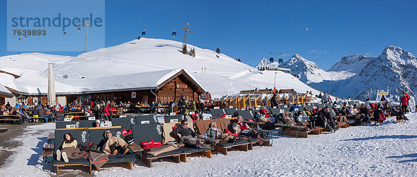 Panorama Hütte Europa Berg Winter Hotel Restaurant Kanton Graubünden Arosa Gastronomie Schnee Schweiz Wintersport Berghütte Almhütte