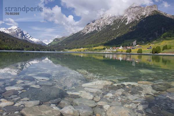 Wasser Europa Berg See Natur Dorf Kanton Graubünden Sufers Schweiz